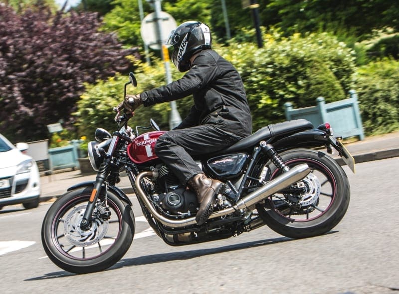 triumph street scrambler a2